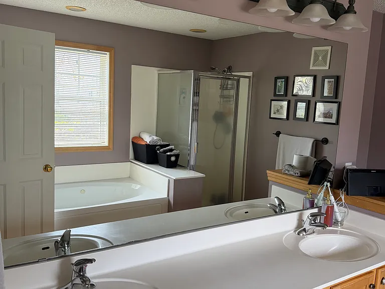 8102 Golden Valley Rd — Photo 16