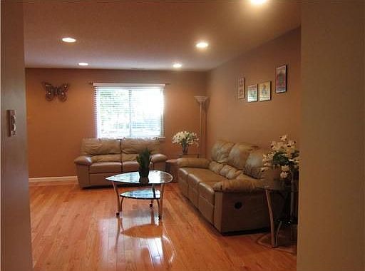 4th image of 206 Hampshire Dr
