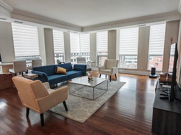 2nd image of 10 Bellair St #902