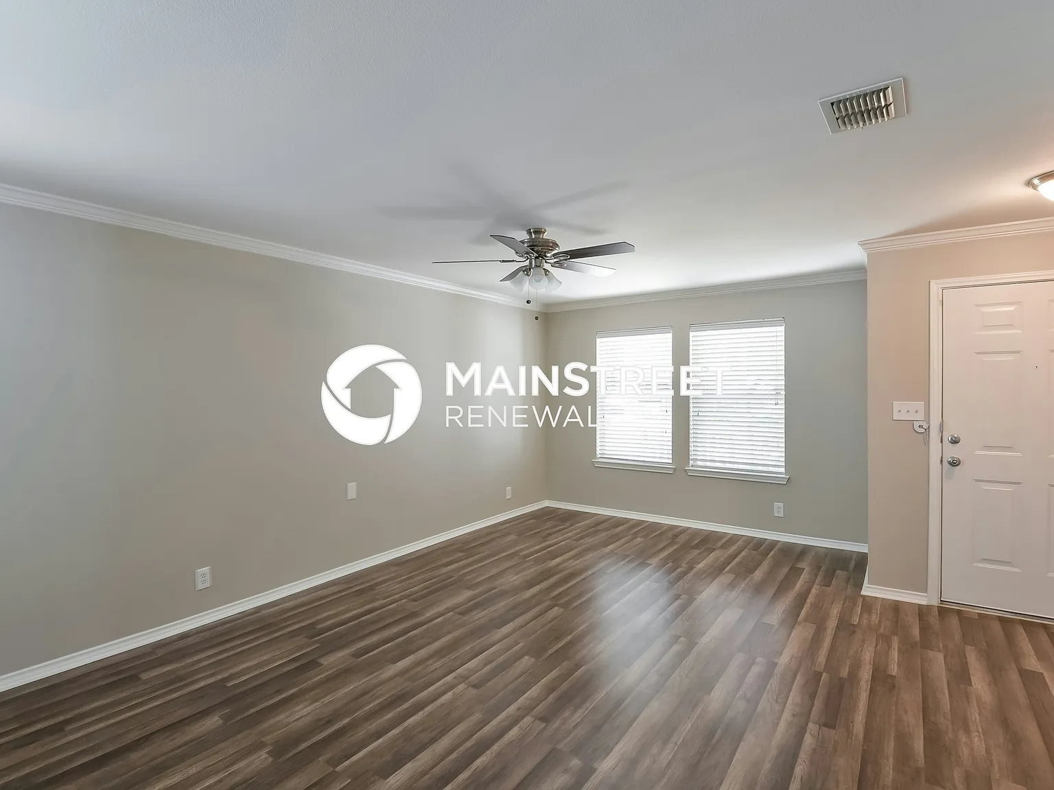 8418 Favero Cove — Photo 2