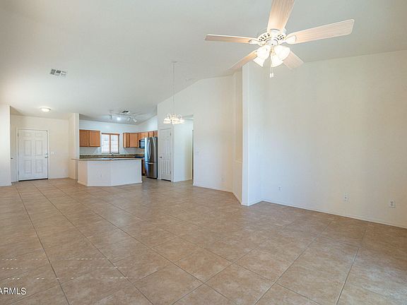 5th image of 2216 E YUMA Avenue