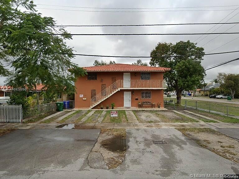 1st image of 296 NW 34th Ave #1