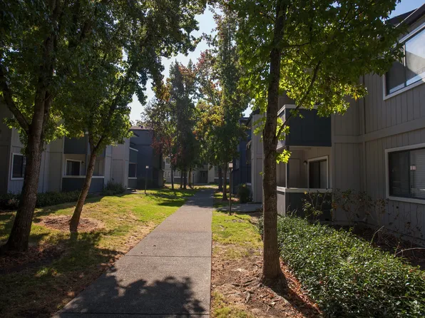 Park Ridge Apartments