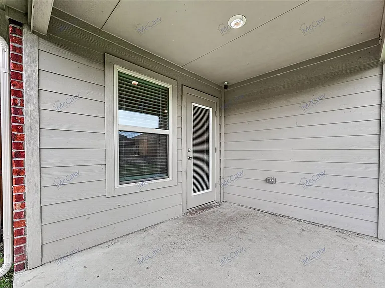 800 Windmill St — Photo 19