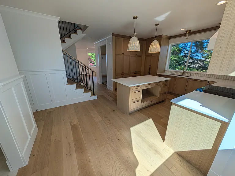 3957 W Barrett Ln — Photo 10