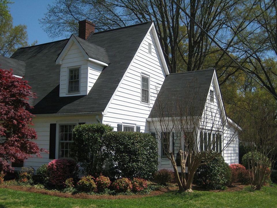 Corner Lot View