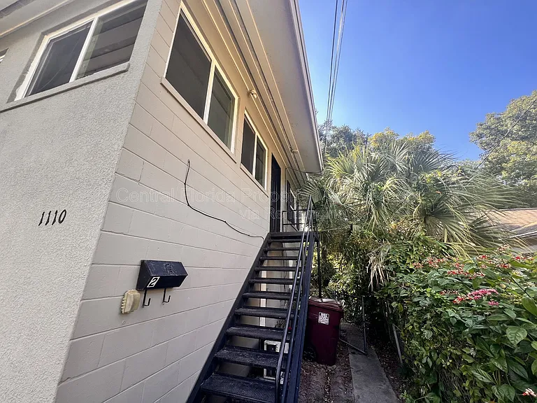 1110 Poinsettia Ave #B — Photo 13
