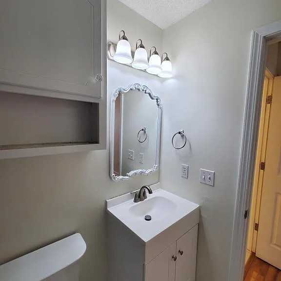 211 Wakefield Way — Photo 32