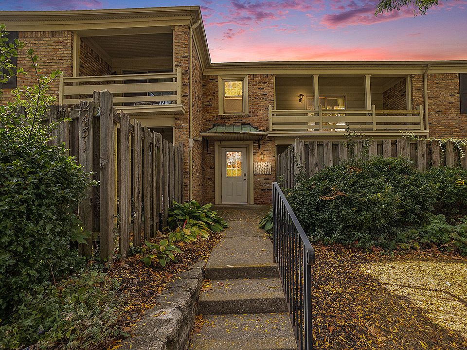 1st image of 2433 Abbington Dr SE