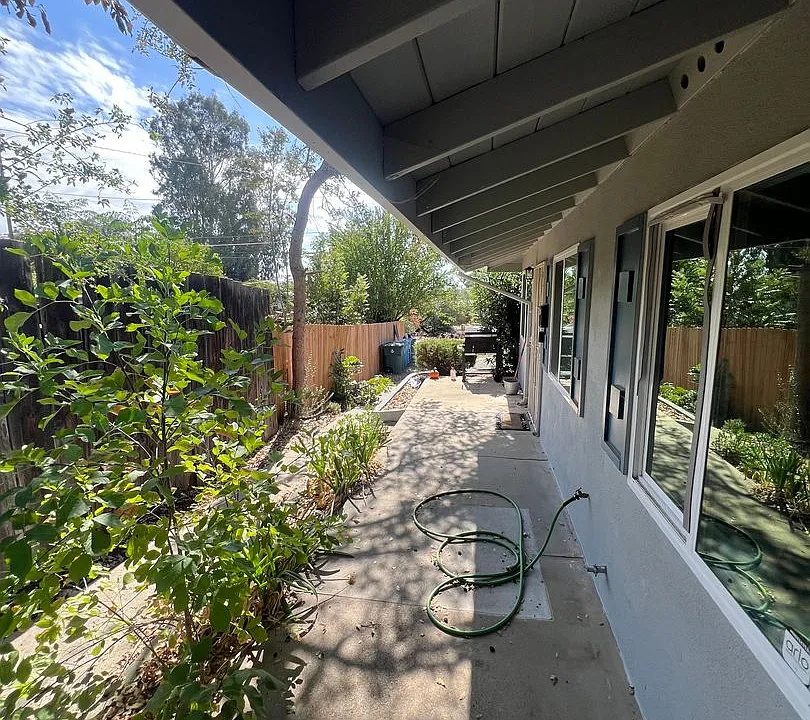 1168 Nevada Ave