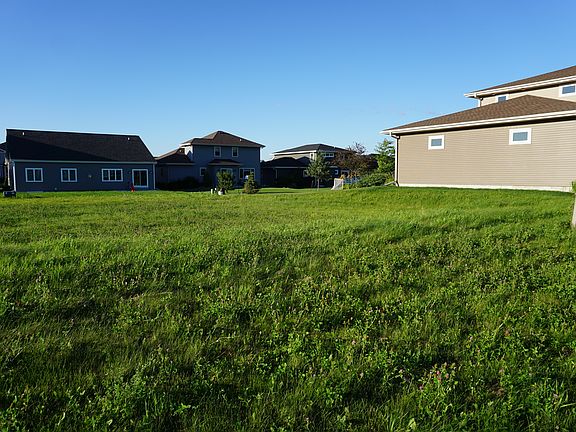 2nd image of 228 Little Bear Dr #Irxrrd
