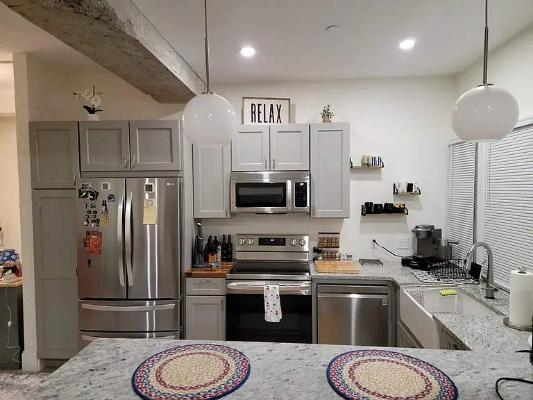 2 Hammond St #3D — Photo 11