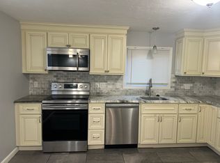 (Undisclosed Address), Shrewsbury, MA 01545