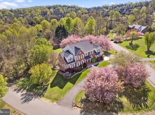 7573 Fusilier Dr, Warrenton, VA