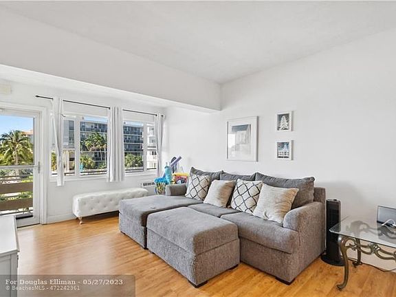 4th image of 9 N Birch Rd APT 304