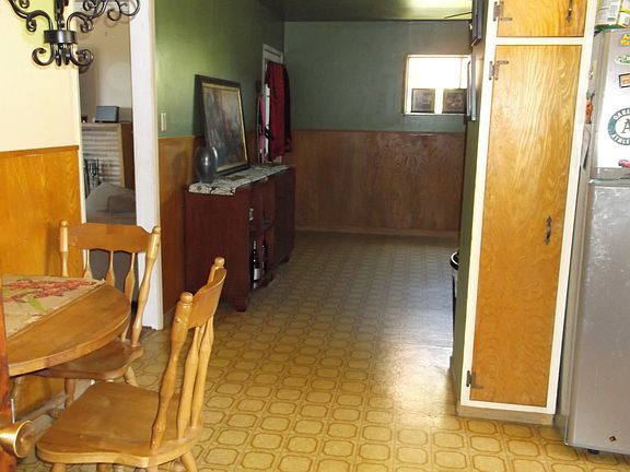 5th image of 8465 Aster Ave