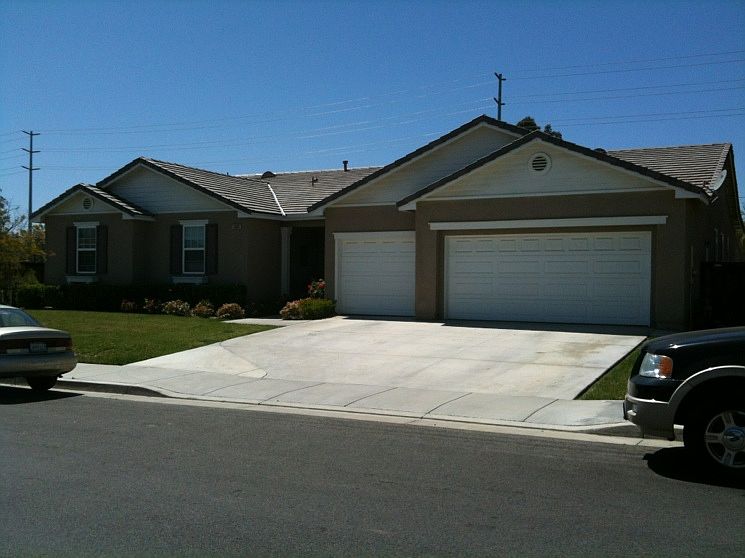 1st image of 30000 Cheveley Park St