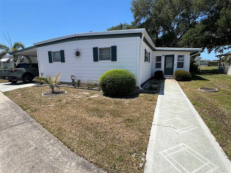 1st image of 18 Sabal Palm Dr