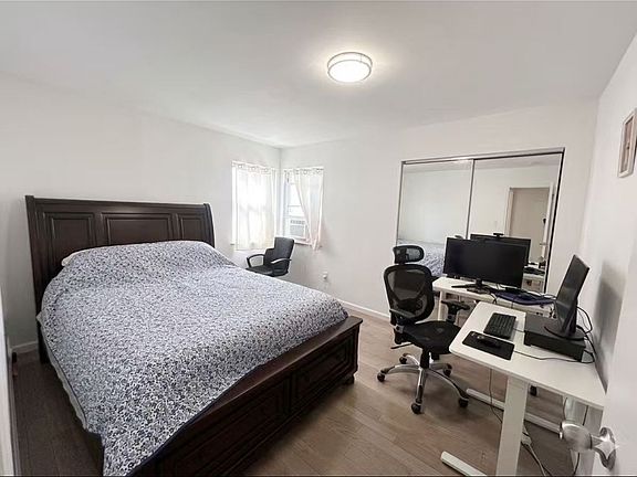 5th image of 1168 Rockland Ave #2F