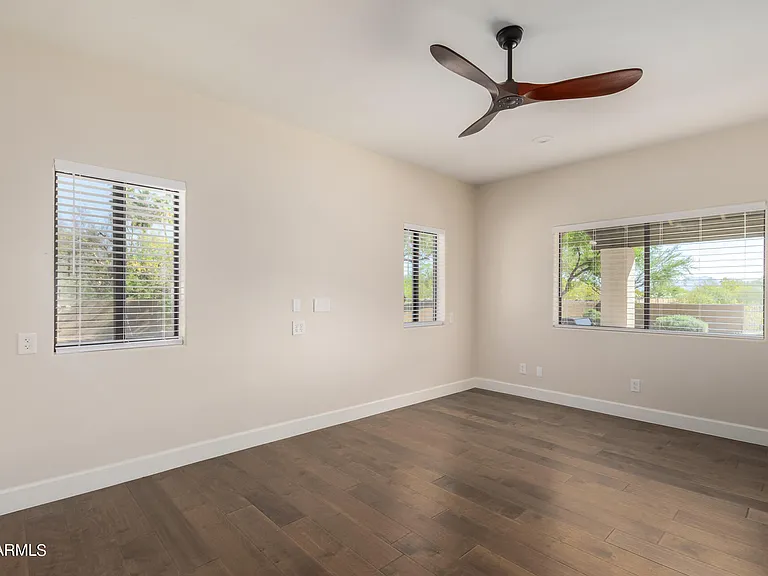 4226 E Onyx Ave — Photo 14