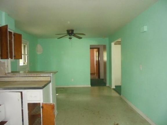 3rd image of 758 E 348th St