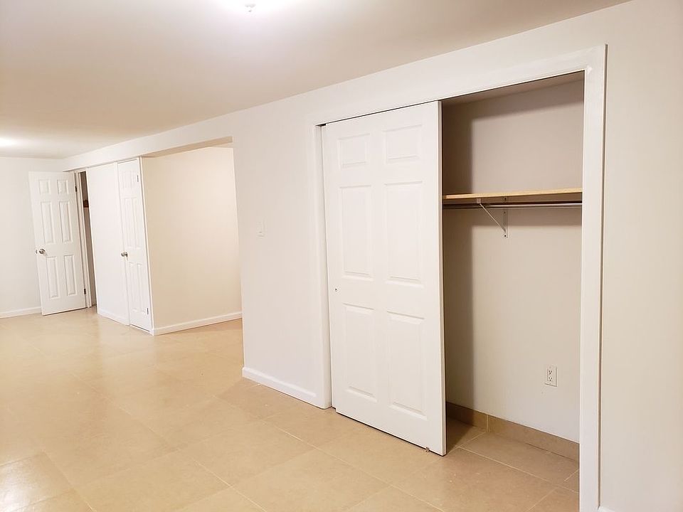1st image of 24-12 35th St