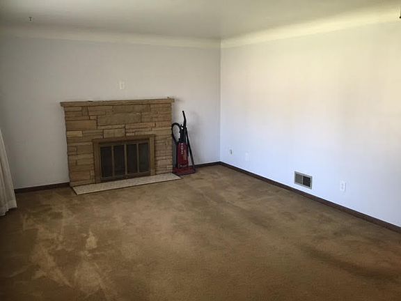 4th image of 7611 Woodmar Ave