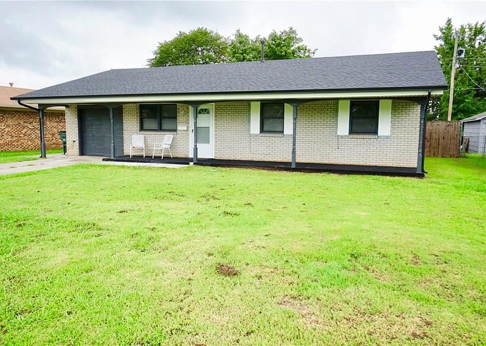 1st image of 4845 Newport Dr