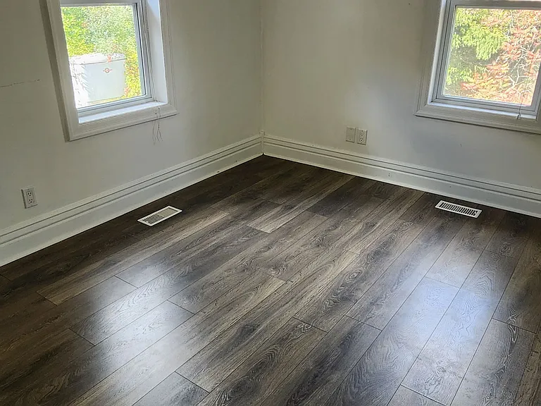 16296 Woodbine Ave #3 — Photo 9