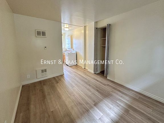3rd image of 105 Atlantic Ave APT 6