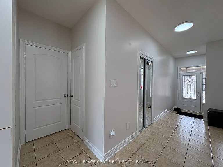 39 Blazing Star Dr — Photo 4