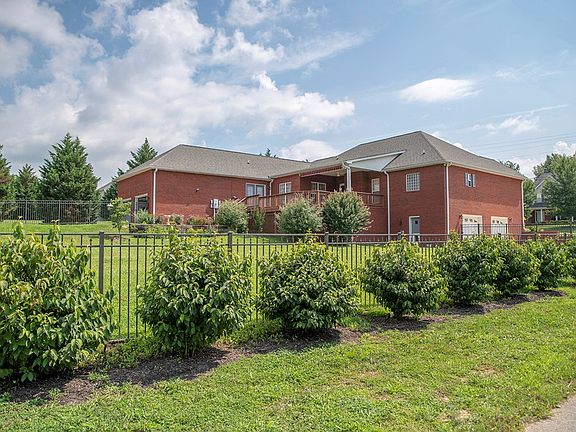 5th image of 313 New Heritage Dr