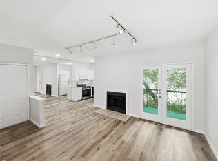 7126 Holly Hill Dr APT 210, Dallas, TX 75231