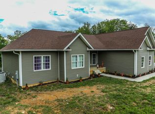 3905 Whippoorwill Ln, Salem, VA 24153