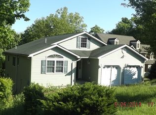 137 Fringe Drive, EAST STROUDSBURG, PA 18301