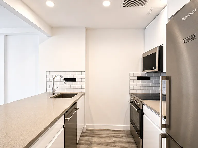 152 W 140th St #4A — Photo 11