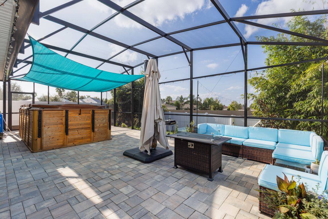 next background image