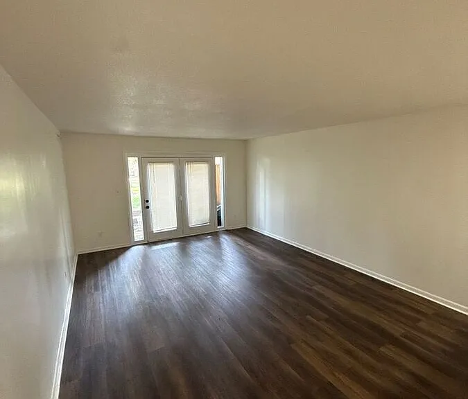 2101 Ottawa St #104B — Photo 5
