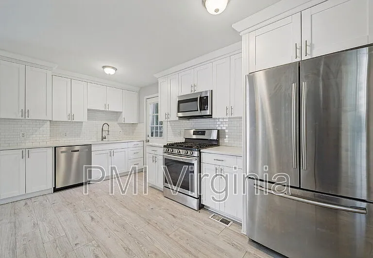 9 Laurel Dr — Photo 8