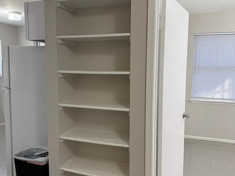 114 Poppy St #2 — Photo 5