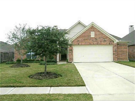 2nd image of 2215 Waters Edge Ln