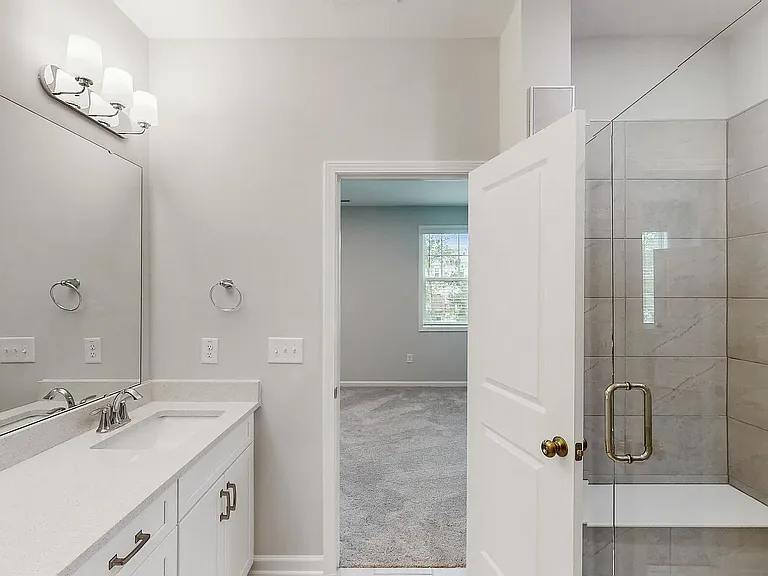 2721 Hunter Woods Dr — Photo 16