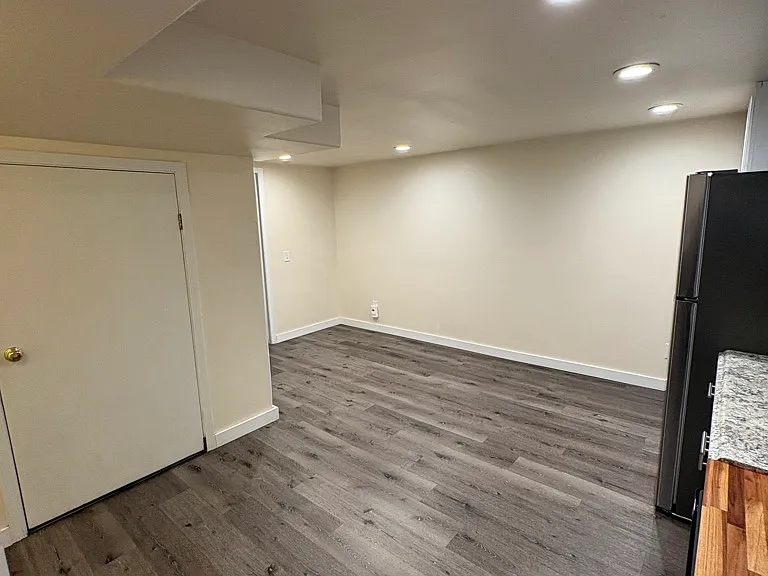 1601 W Sussex Ave — Photo 5