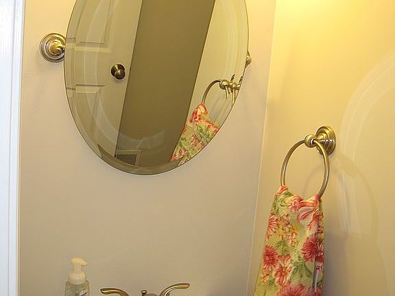 Powder room