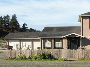 98 Meridian Rd, Ferndale, CA 95536