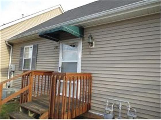 1st image of 205 Cambridgeshire Ct