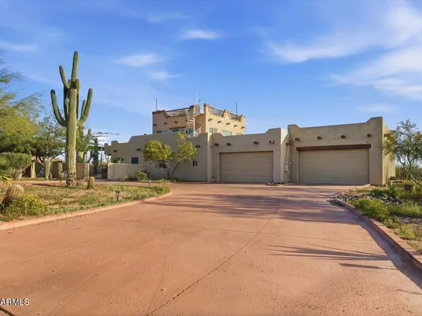 825 E MOON VISTA Street, Apache Junction, AZ 85119