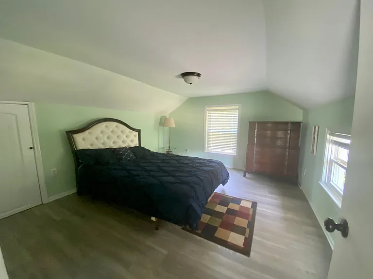 Rocky River Rd W — Photo 18