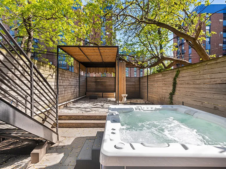 586 Quincy St #1B — Photo 6
