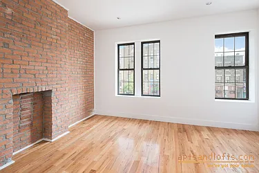 Rented by aptsandlofts.com